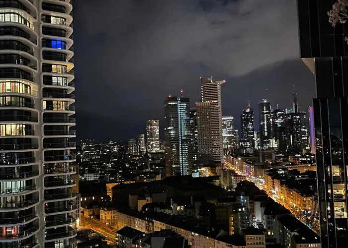 Skyline Blick Frankfurt - Nahe Messe